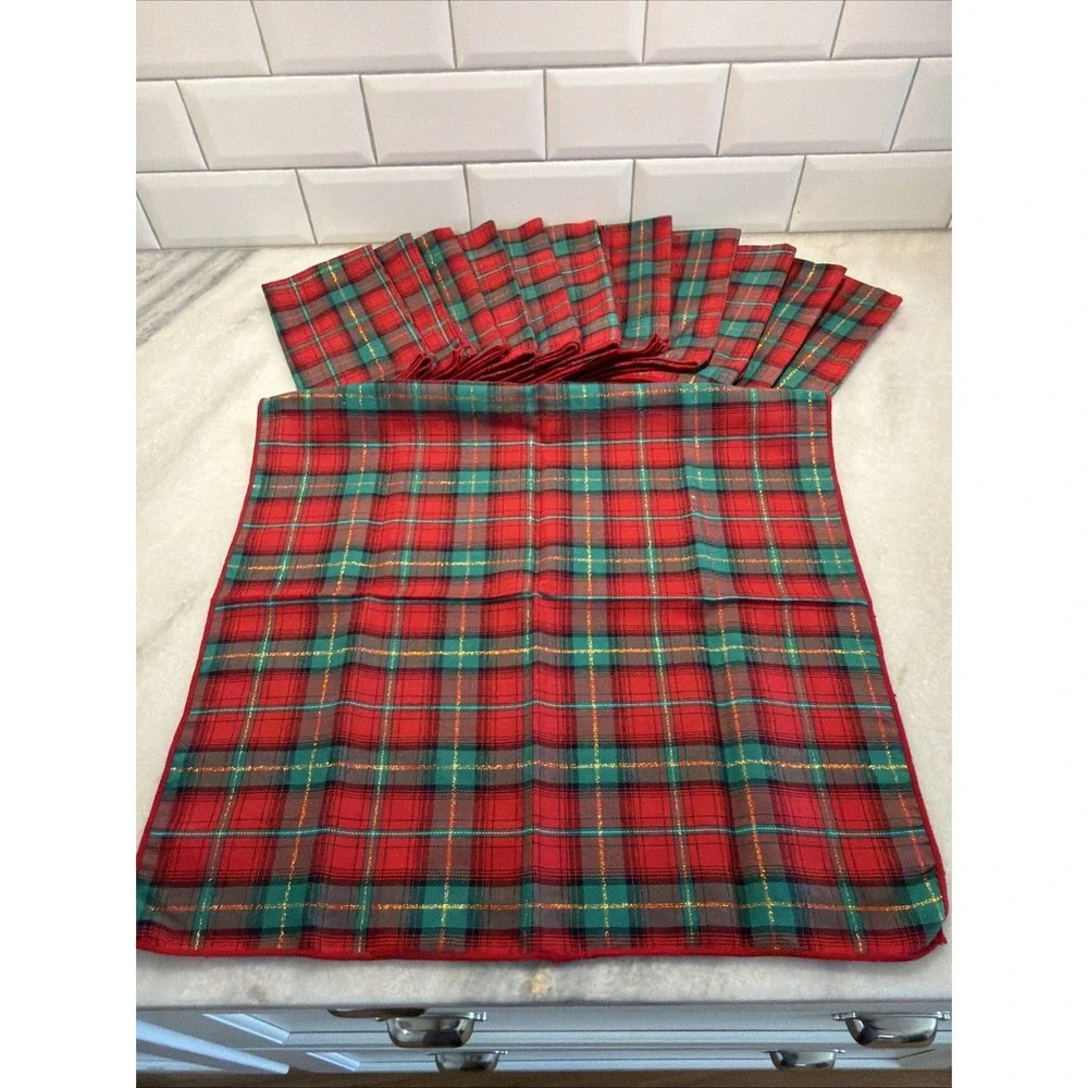 Set of 12 Vintage Classic Red Tartan Plaid Christmas Napkins GWB001
